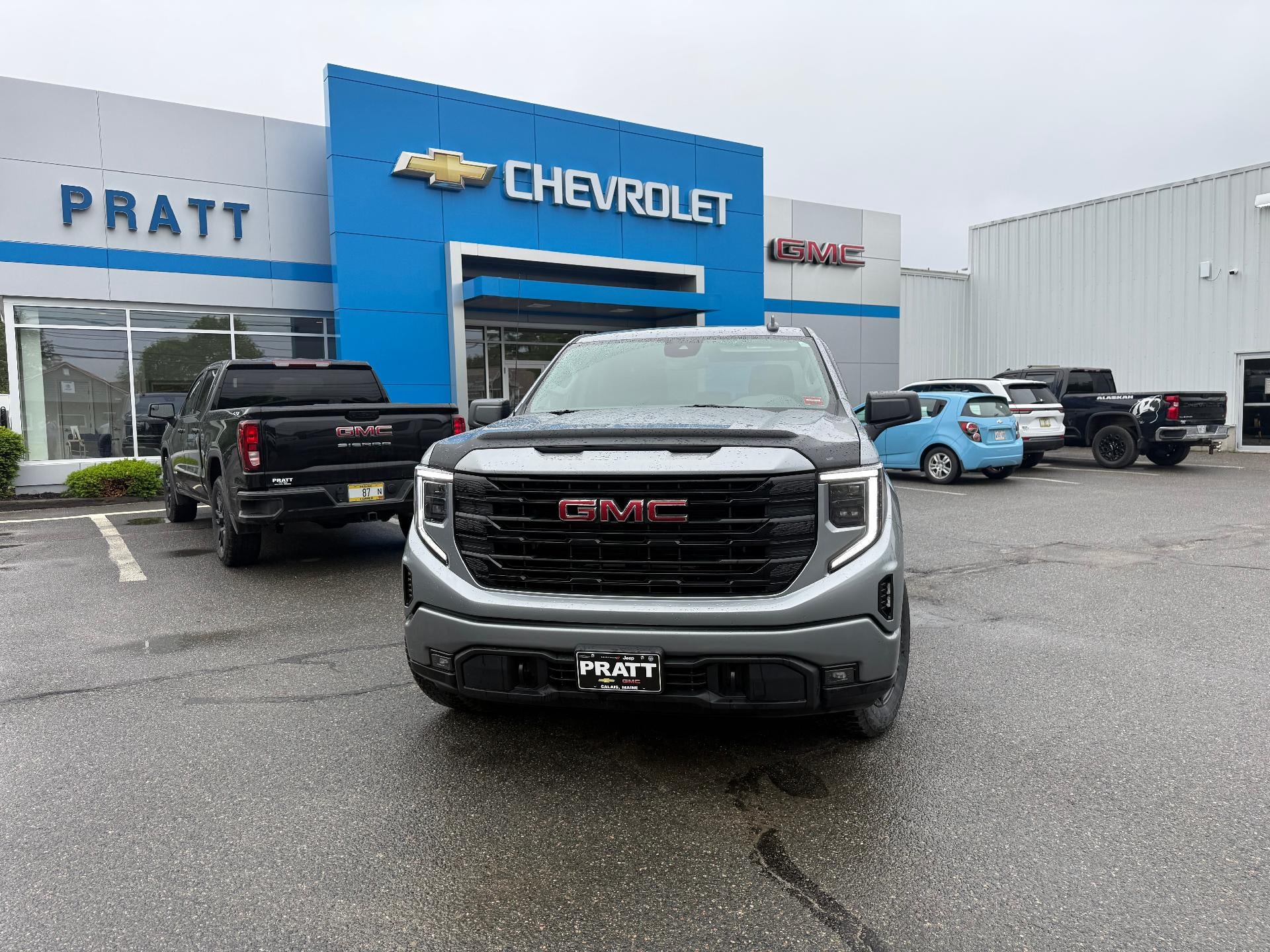 2025 GMC Sierra 1500 — rear three-quarter view
